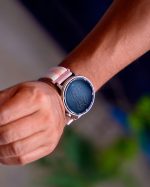 RELOJ T8 GRIS + PULSERA VELCRO ROSA TONOS CLAROS BLANCOS - Imagen 21