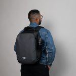 Mochila Zacualpa 15 Gris Oscuro - Imagen 18